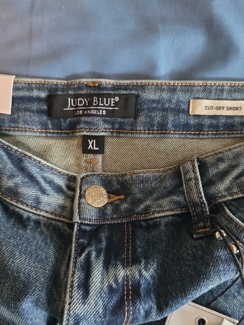 Judy Blue Rigid Magic Studded Pocket Jean Shorts - Picture 2 of 7